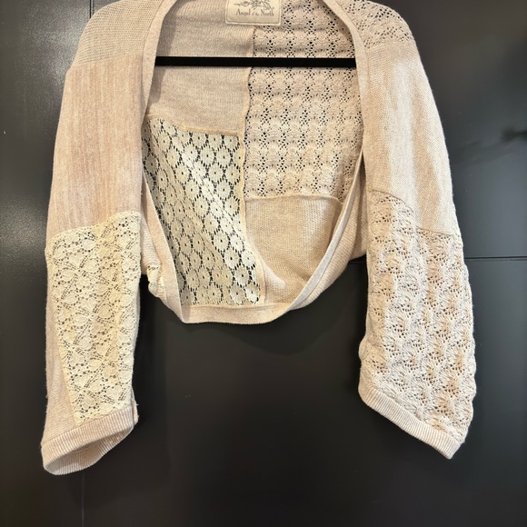 Anthropologie Shrug - Picture 6 of 6
